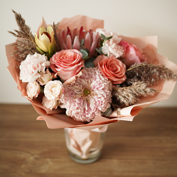 Букет Фантазия флориста №3 Протея